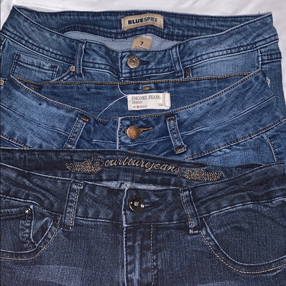 3 Jeans. Size 7.